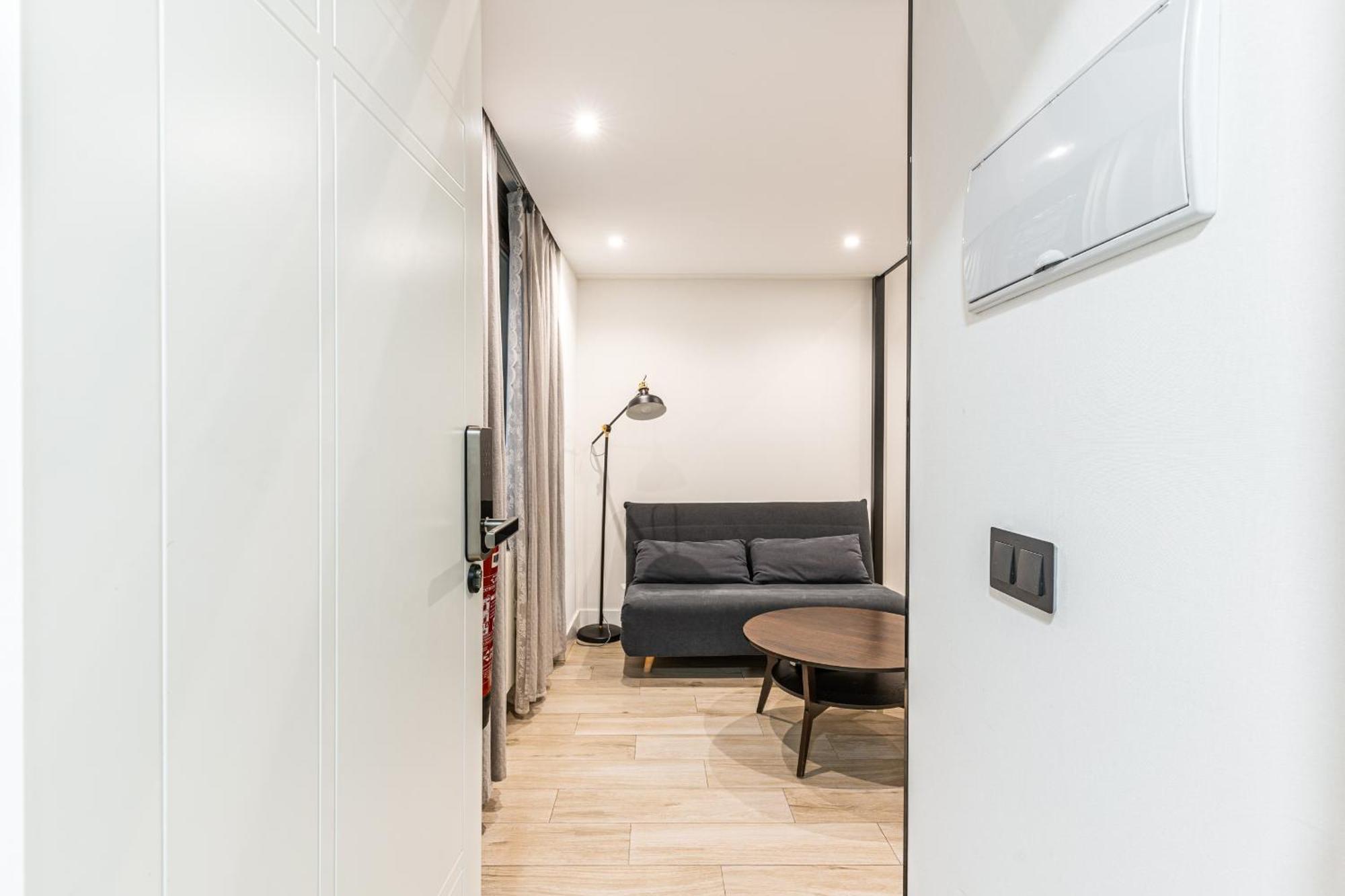 Cc Atocha Apartments Madrid Exterior foto